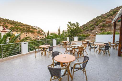 Neos Ikaros Hotel Agia Galini  Exterior photo